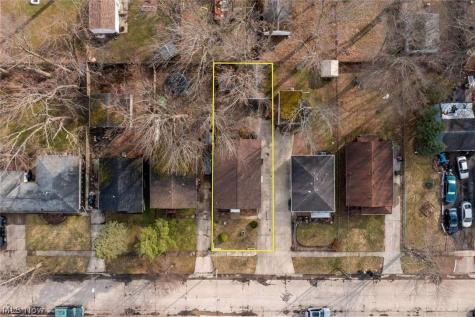 553 Delaware Avenue Elyria OH 44035