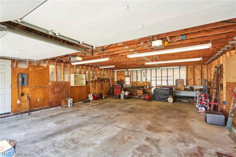 1121 Eastwood Avenue Tallmadge OH 44278
