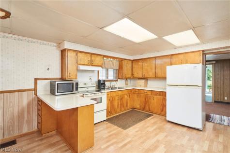 1121 Eastwood Avenue Tallmadge OH 44278