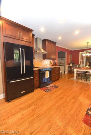 2949 Harriett Road Silver Lake OH 44224