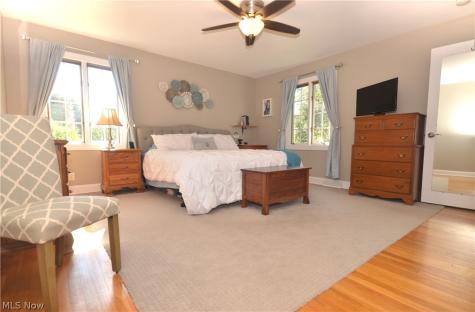 2949 Harriett Road Silver Lake OH 44224