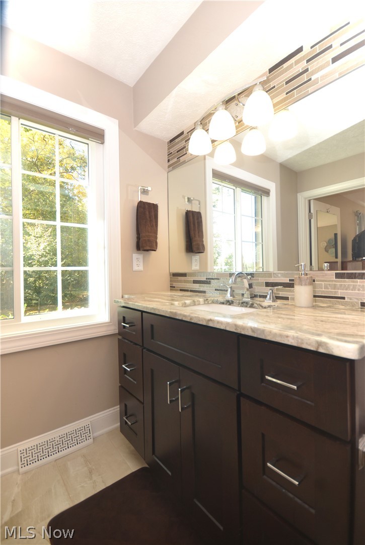 2949 Harriett Road Silver Lake OH 44224