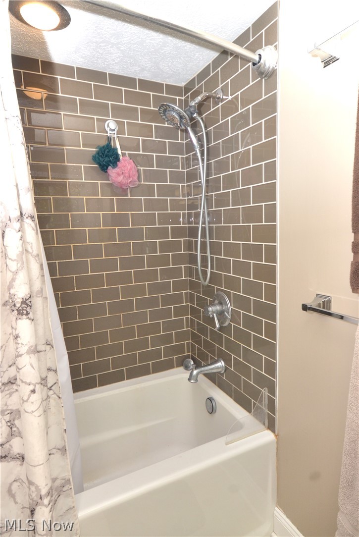 2949 Harriett Road Silver Lake OH 44224