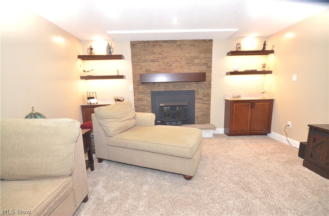 2949 Harriett Road Silver Lake OH 44224