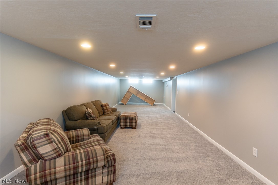 2326 Stanford Drive Wickliffe OH 44092