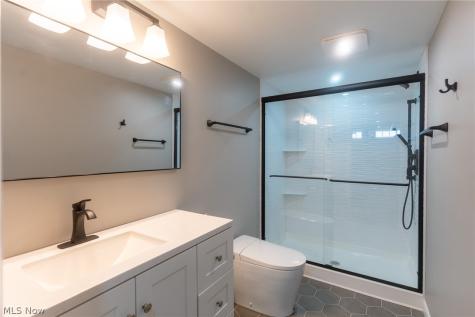2326 Stanford Drive Wickliffe OH 44092
