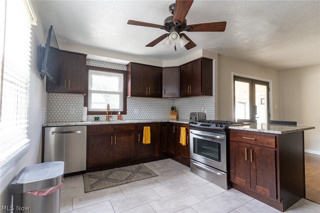 2326 Stanford Drive Wickliffe OH 44092