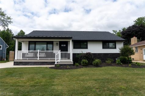2326 Stanford Drive Wickliffe OH 44092
