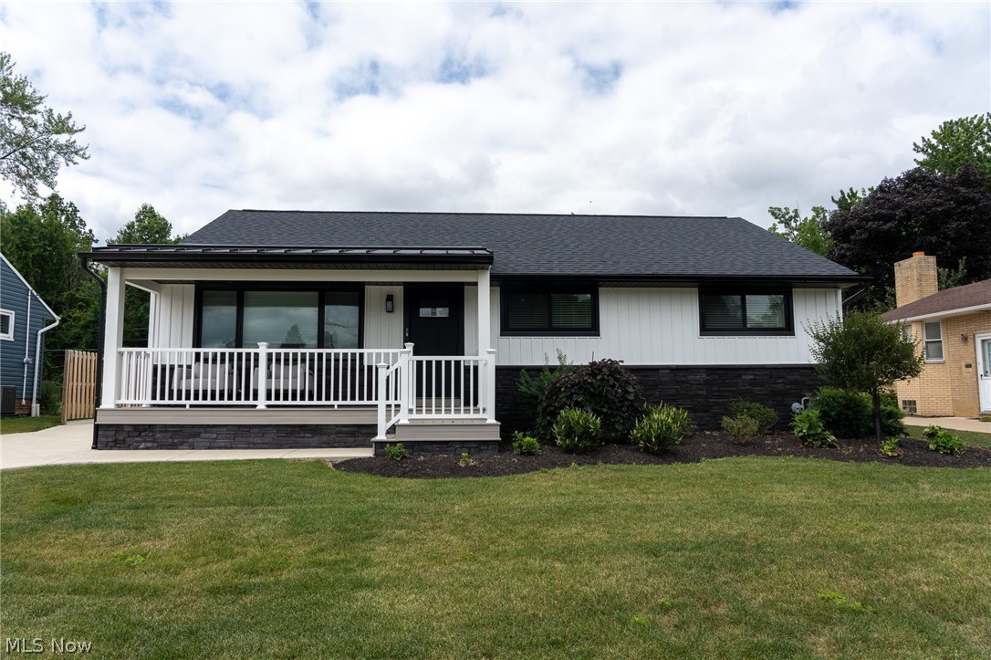 2326 Stanford Drive Wickliffe OH 44092