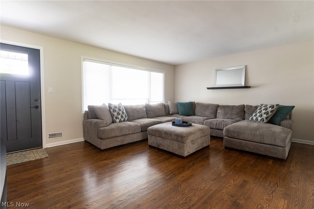2326 Stanford Drive Wickliffe OH 44092