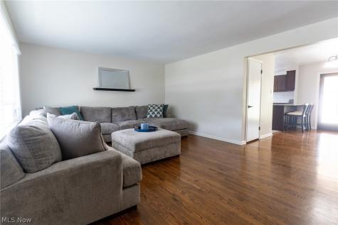 2326 Stanford Drive Wickliffe OH 44092