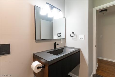 2326 Stanford Drive Wickliffe OH 44092