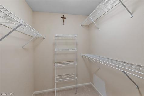 18382 Winding Oak Drive Middleburg Heights OH 44130