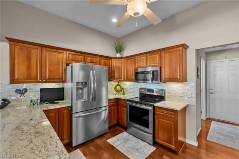 18382 Winding Oak Drive Middleburg Heights OH 44130