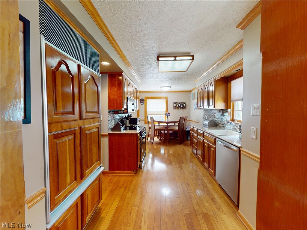 2182 Buena Vista Drive Wickliffe OH 44092