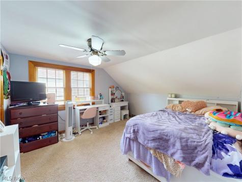 2182 Buena Vista Drive Wickliffe OH 44092