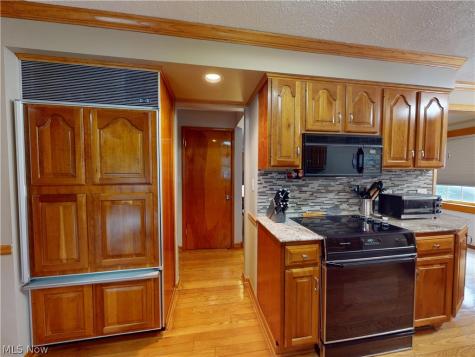 2182 Buena Vista Drive Wickliffe OH 44092