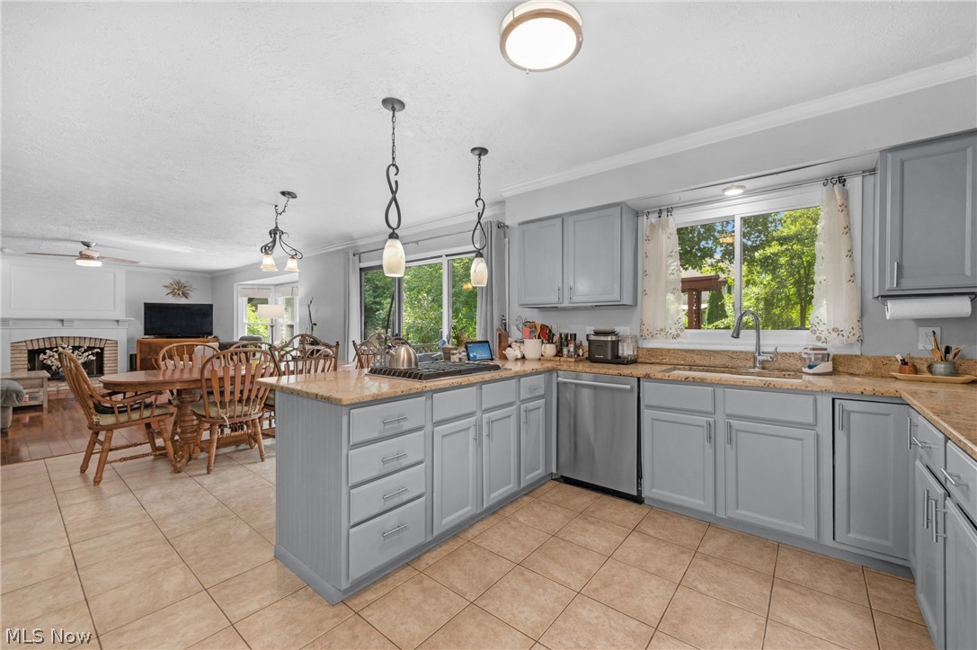 817 Quail Hollow Circle Avon Lake OH 44012
