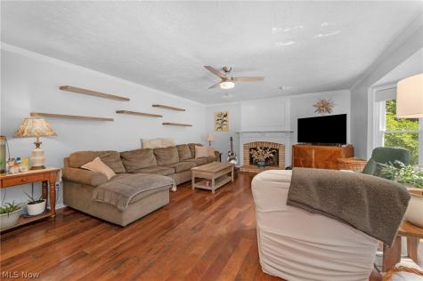 817 Quail Hollow Circle Avon Lake OH 44012