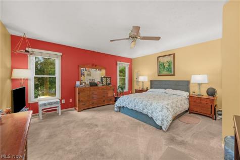 817 Quail Hollow Circle Avon Lake OH 44012