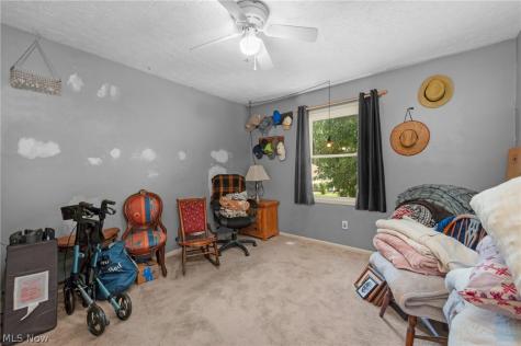 817 Quail Hollow Circle Avon Lake OH 44012