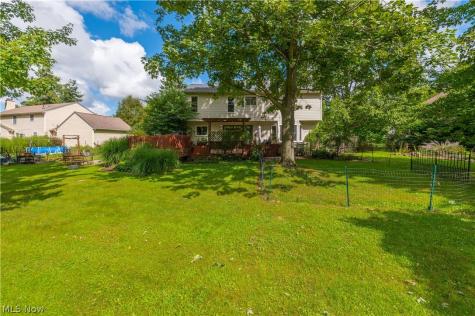 817 Quail Hollow Circle Avon Lake OH 44012
