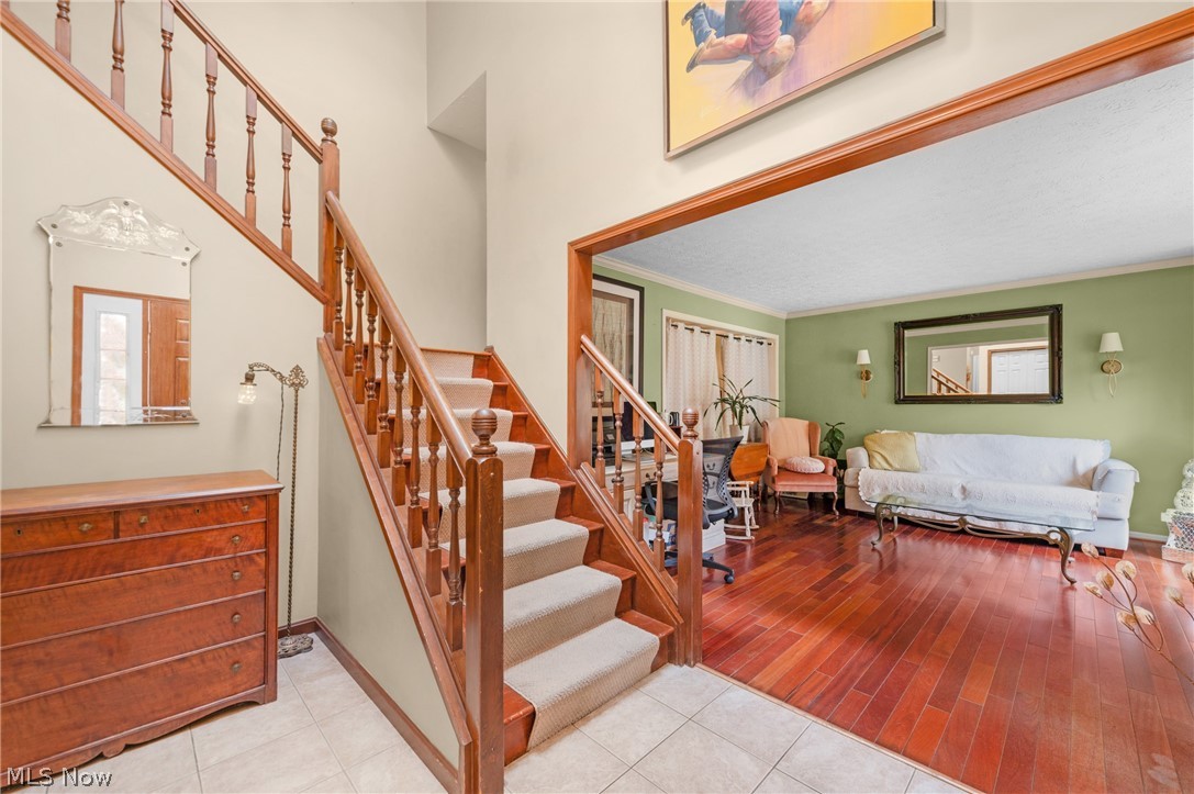 817 Quail Hollow Circle Avon Lake OH 44012