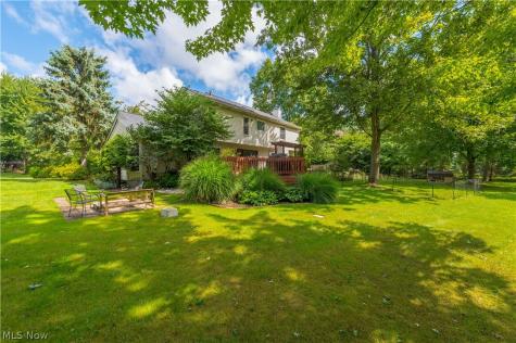 817 Quail Hollow Circle Avon Lake OH 44012