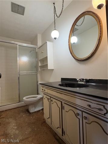 3066 Lake Center Street NW Uniontown OH 44685