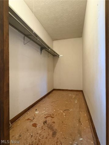 3066 Lake Center Street NW Uniontown OH 44685