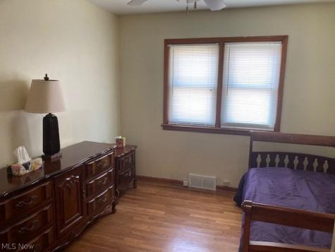 6602 Brownfield Drive Parma OH 44129
