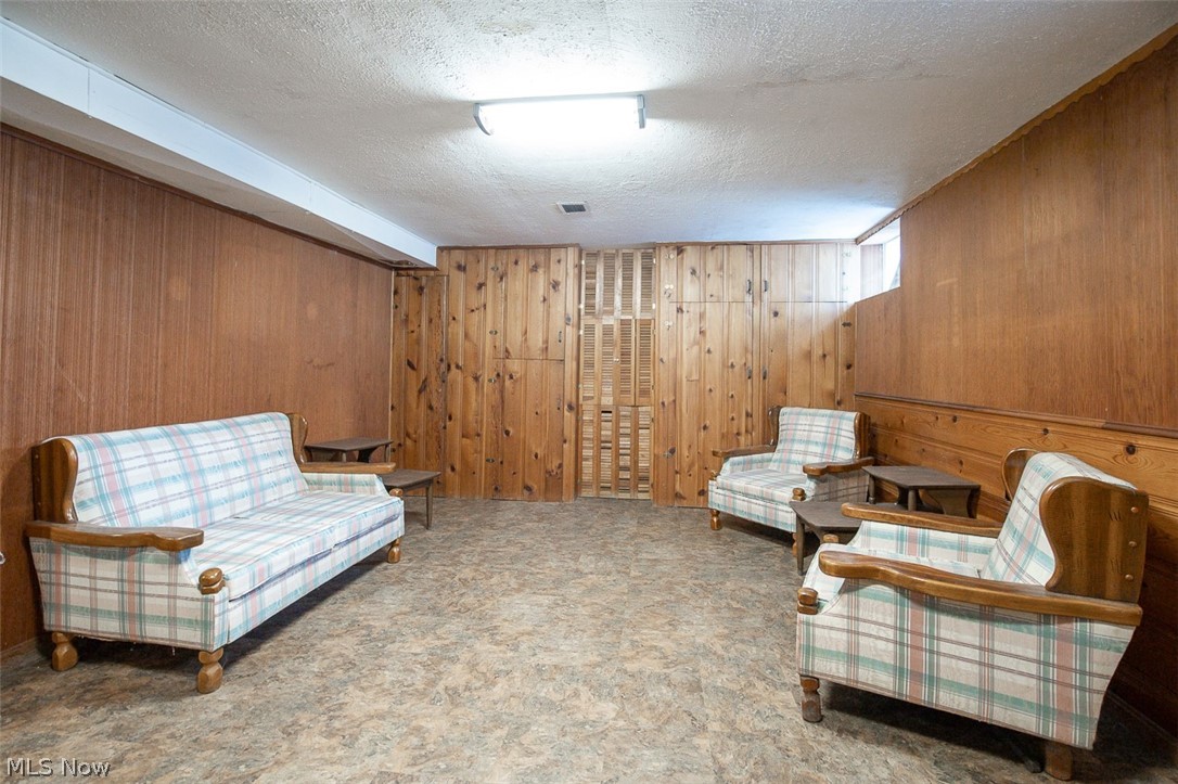 6602 Brownfield Drive Parma OH 44129