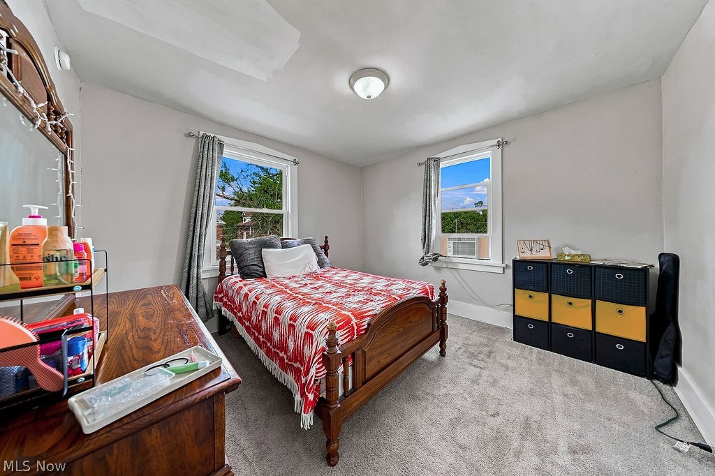 25 Russell Avenue Niles OH 44446