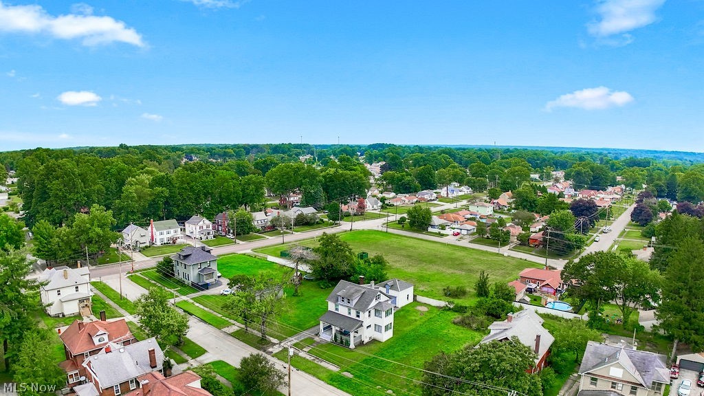25 Russell Avenue Niles OH 44446