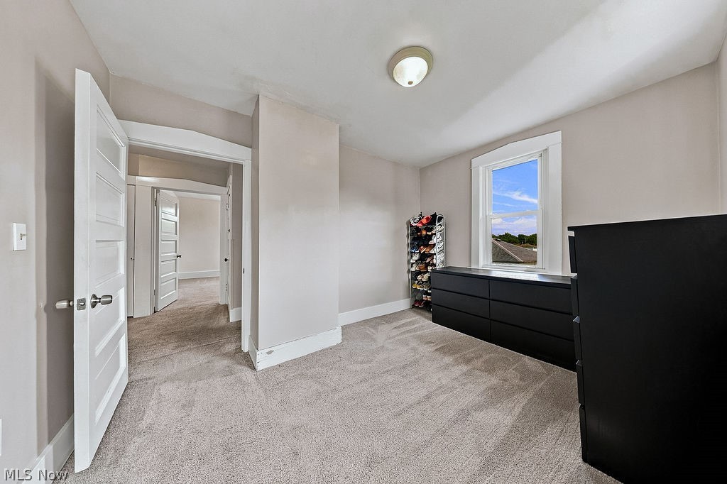 25 Russell Avenue Niles OH 44446