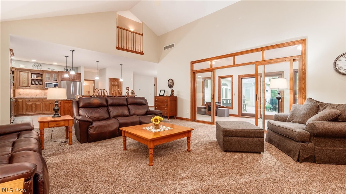 4474 White Tail Court Nashport OH 43830