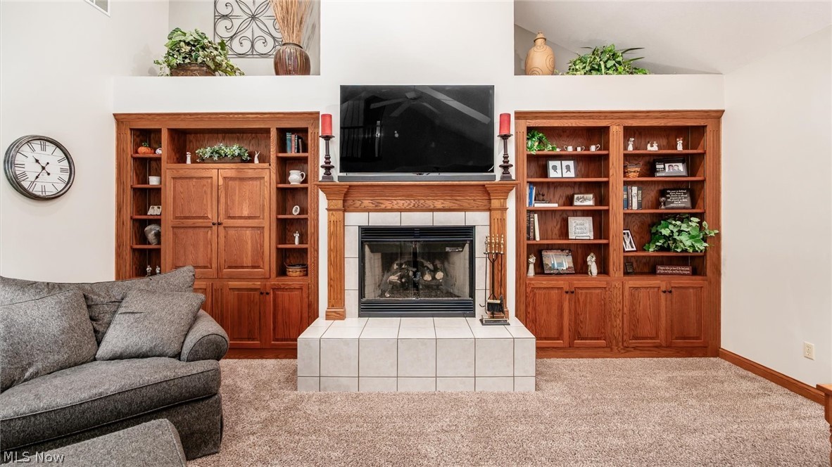 4474 White Tail Court Nashport OH 43830
