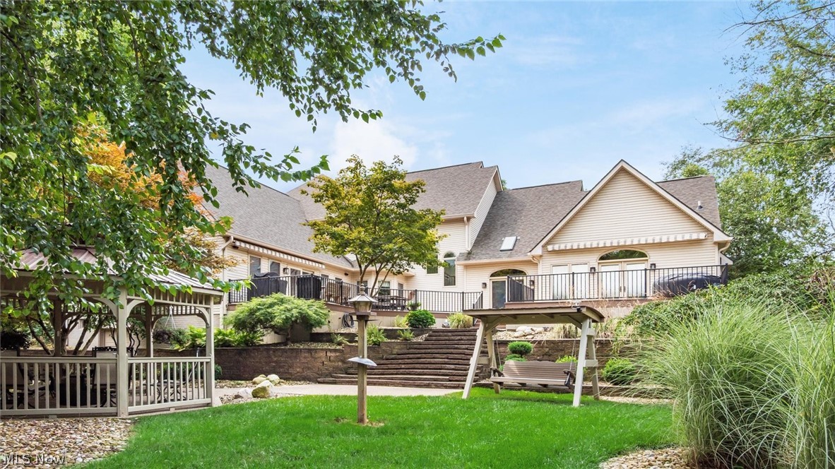 4474 White Tail Court Nashport OH 43830