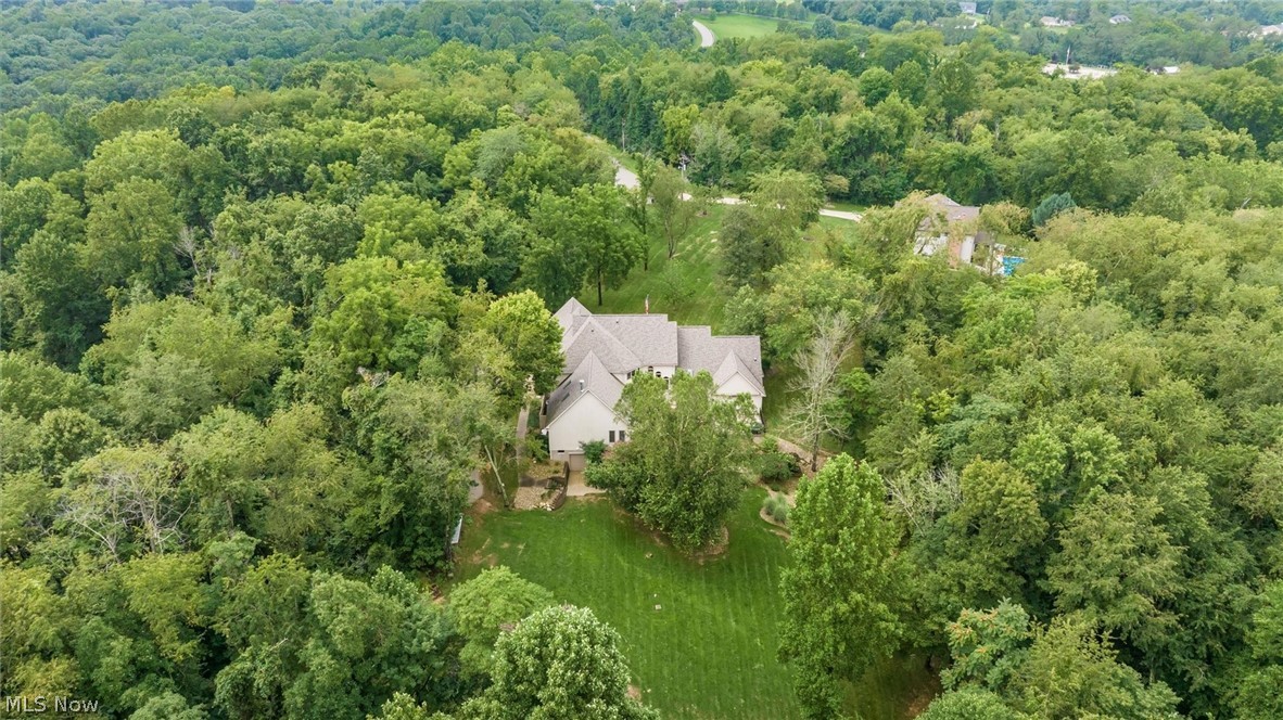 4474 White Tail Court Nashport OH 43830