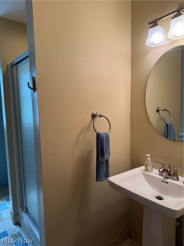 7917 Flawil Drive Millersburg OH 44654