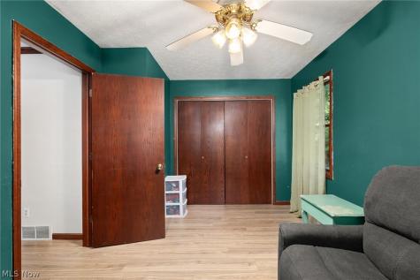 9130 W Old Lincoln Way Wooster OH 44691