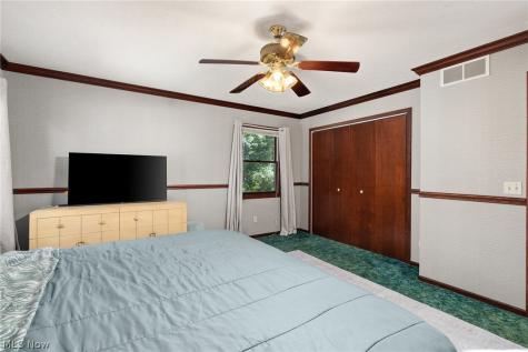 9130 W Old Lincoln Way Wooster OH 44691