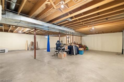 9130 W Old Lincoln Way Wooster OH 44691