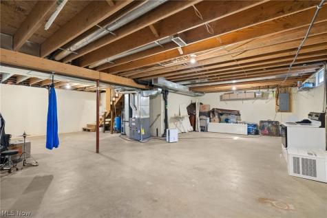 9130 W Old Lincoln Way Wooster OH 44691