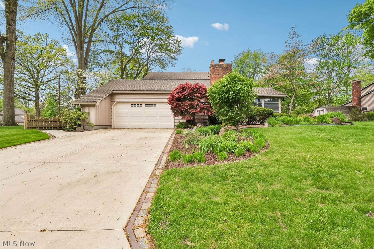 8015 Spartan Drive Youngstown OH 44512