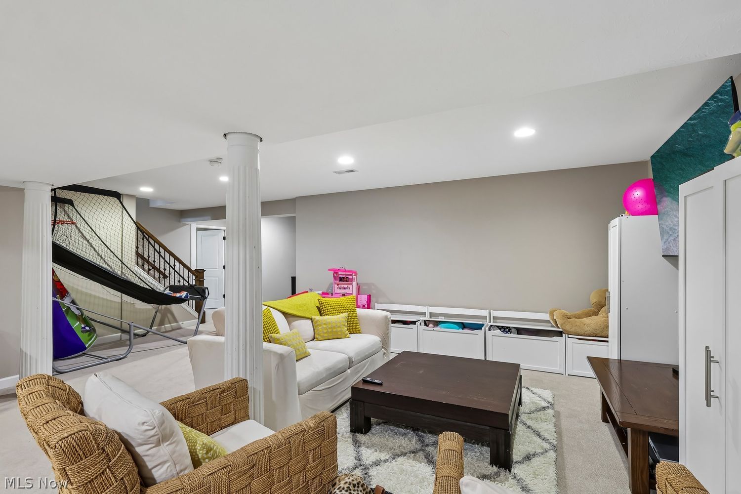 28720 Blue Pond Trail Solon OH 44139