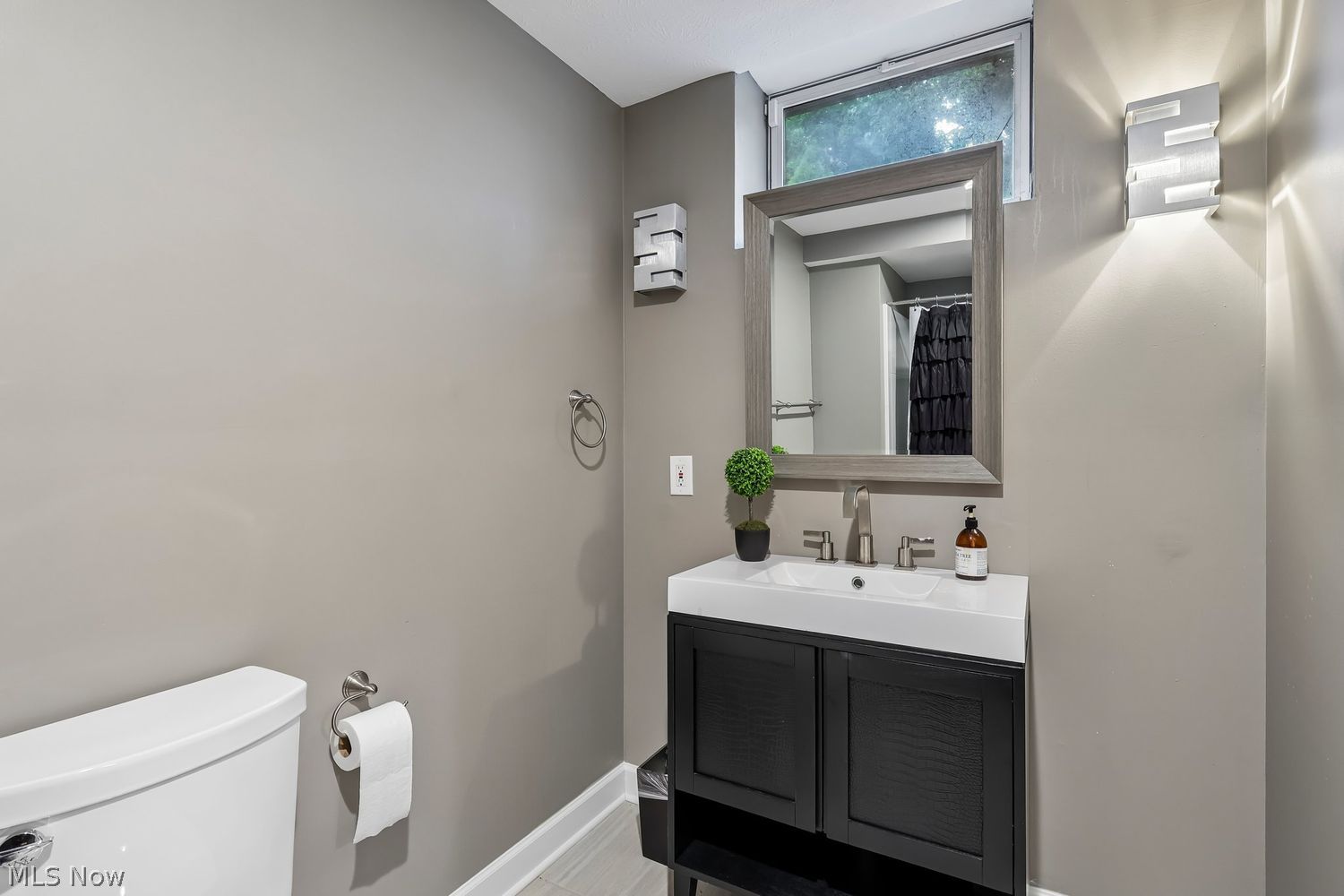 28720 Blue Pond Trail Solon OH 44139
