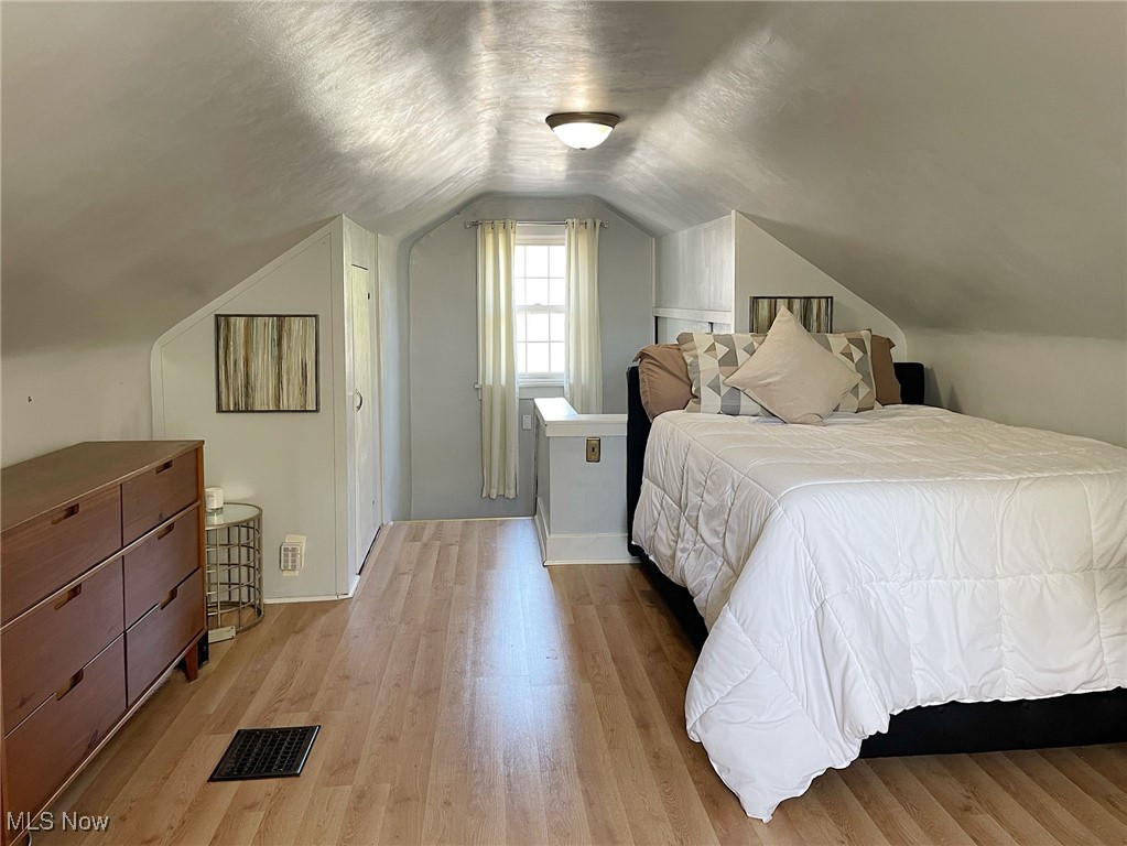 284 Kenilworth Drive Akron OH 44313