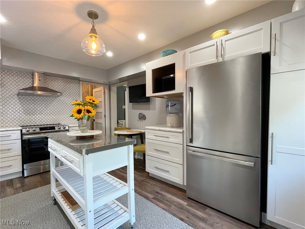 284 Kenilworth Drive Akron OH 44313