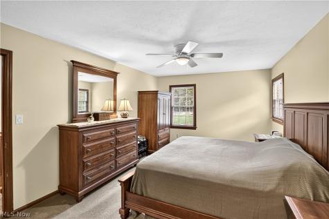 211 Beacon Hill Boulevard Northfield OH 44067